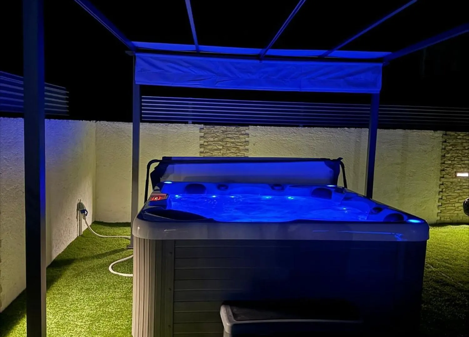 Anai Serenity Apartment , Private Heated Pool And Hot Tub Sukosan