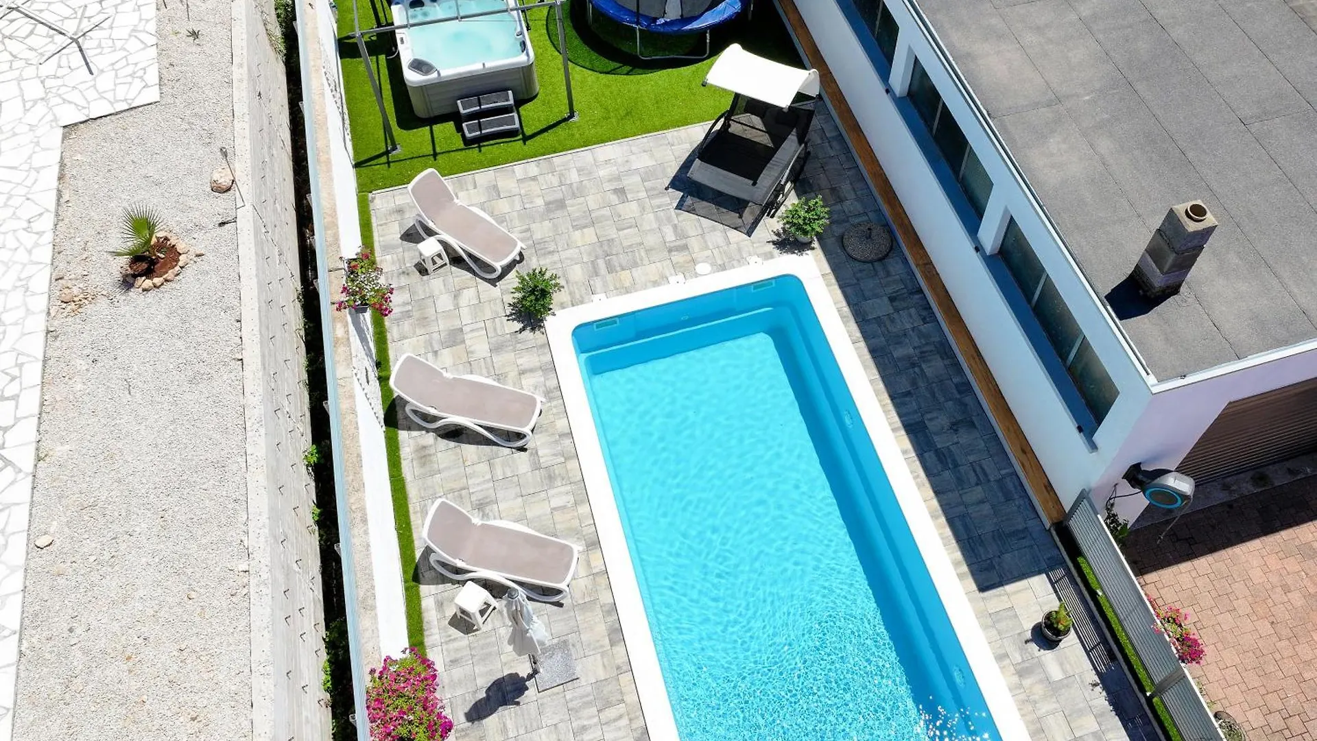 Anai Serenity Apartment , Private Heated Pool And Hot Tub Sukosan
