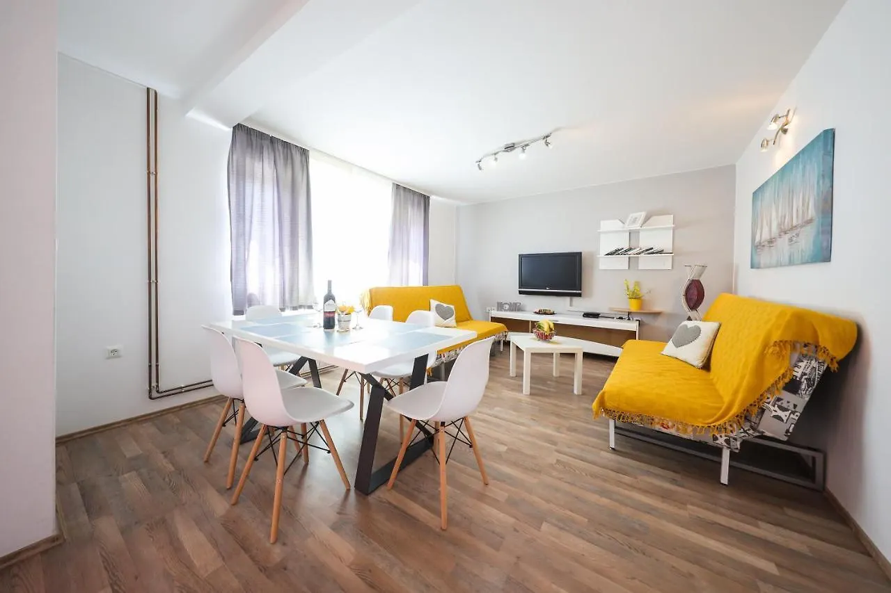 Anai Serenity Apartment , Private Heated Pool And Hot Tub Sukošan