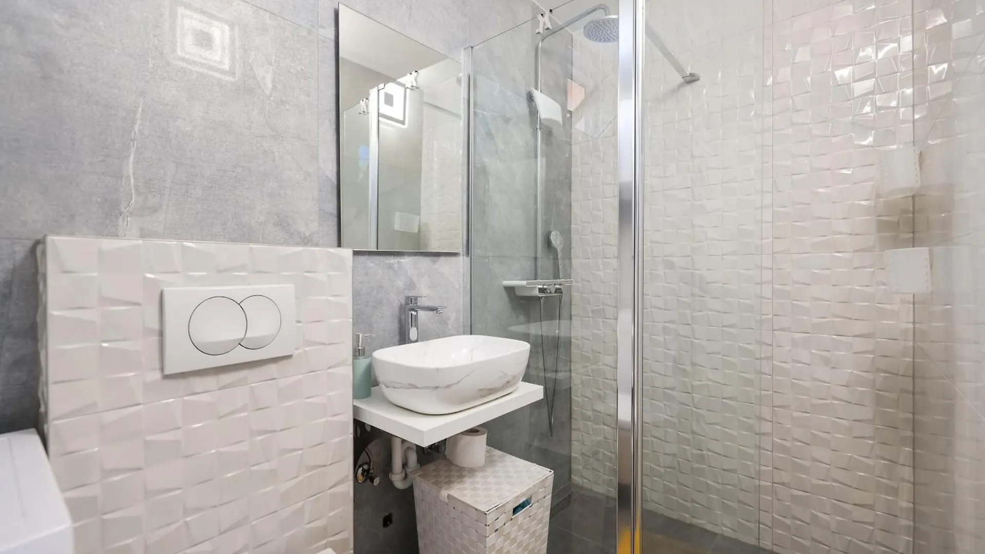 Anai Serenity Apartment , Private Heated Pool And Hot Tub Sukošan